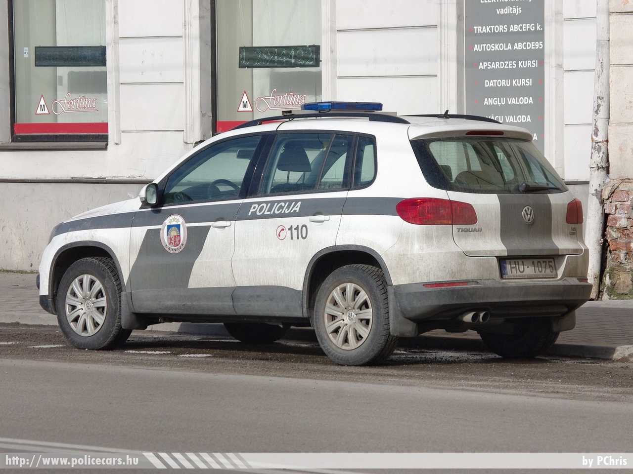 Volkswagen Tiguan, fotó: PChris
Keywords: lett Lettország rendőr rendőrautó rendőrség Latvia latvian police policecar