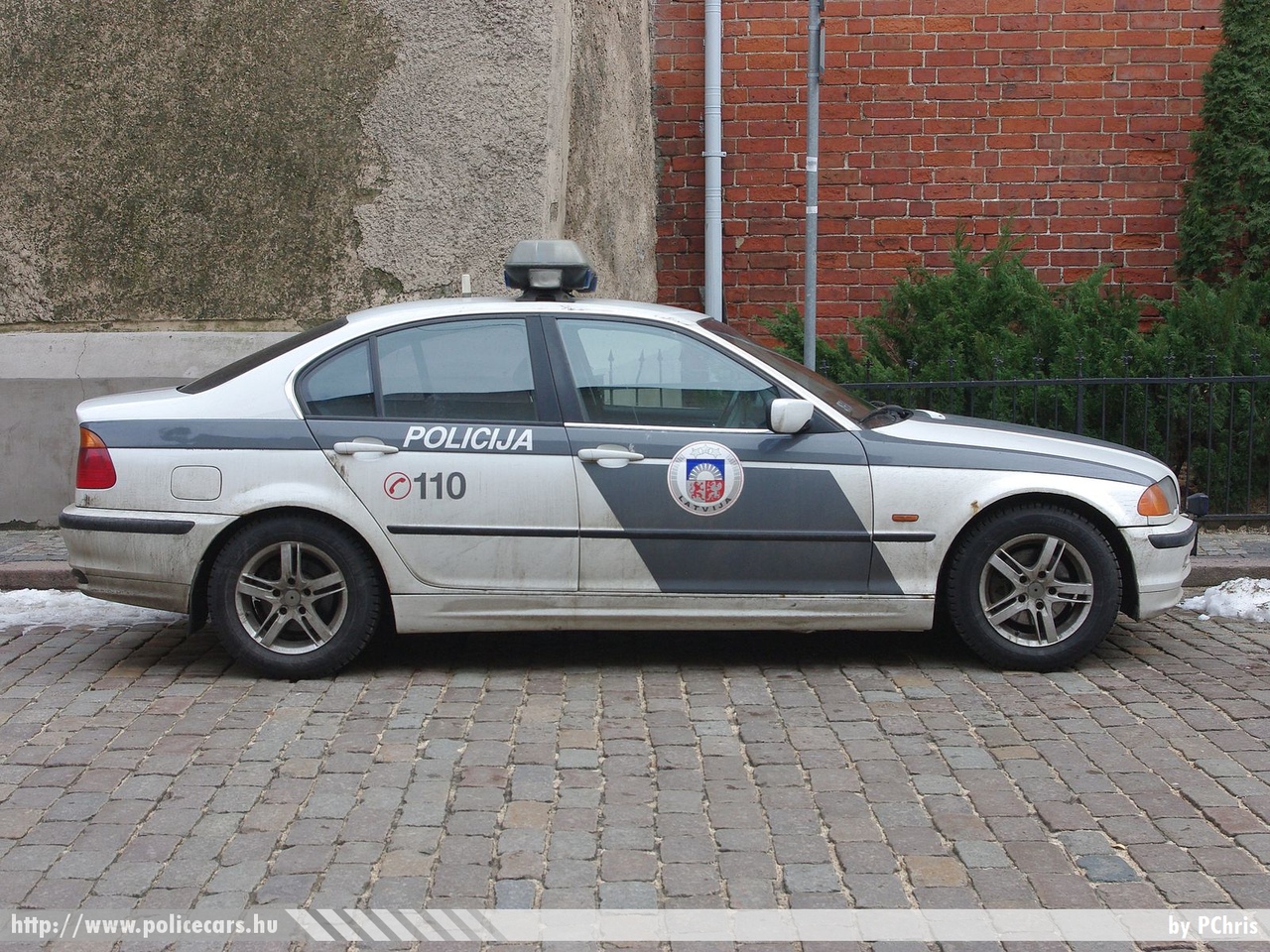 BMW 380I, fotó: PChris
Keywords: lett Lettország rendőr rendőrautó rendőrség Latvia latvian police policecar