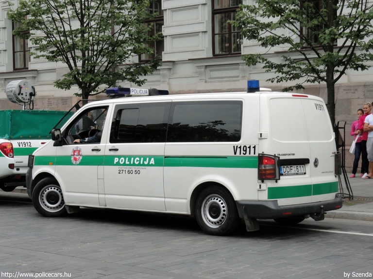 Volkswagen Transporter T5, fotó: Szenda
Keywords: litván Litvánia rendőr rendőrautó rendőrség