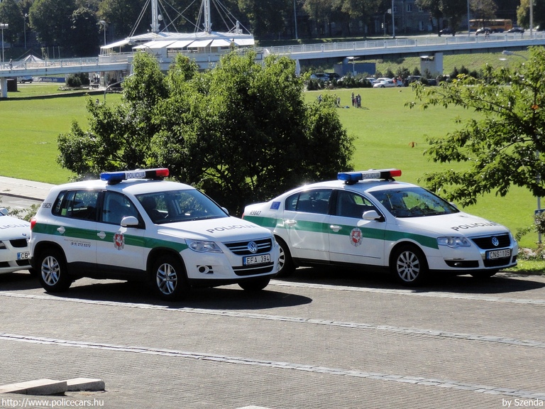 Volkswagen Touareg, Volkswagen Passat, fotó: Szenda
Keywords: litván Litvánia rendőr rendőrautó rendőrség
