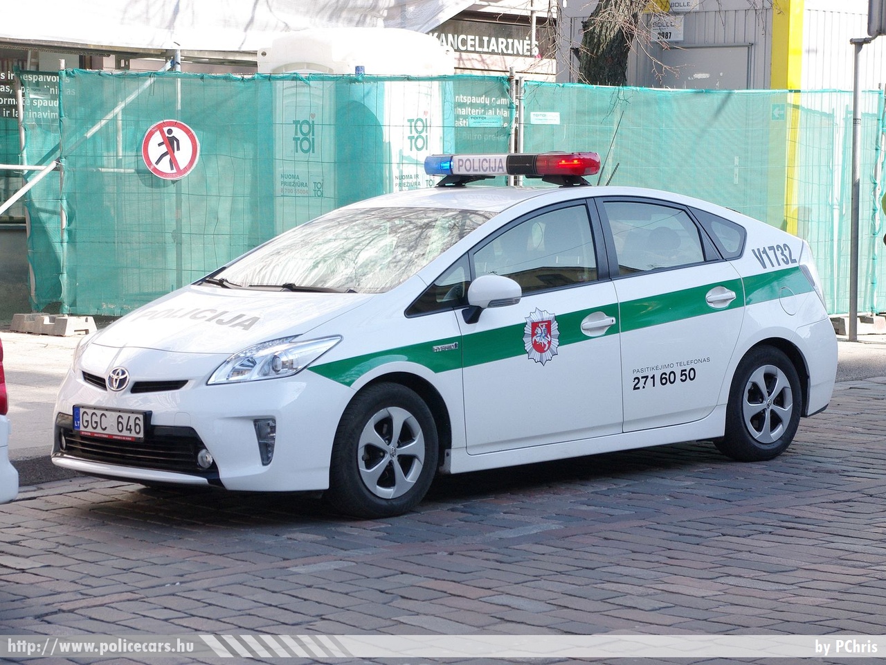 Toyota Prius, fotó: PChris
Keywords: litván Litvánia rendőr rendőrautó rendőrség police policecar