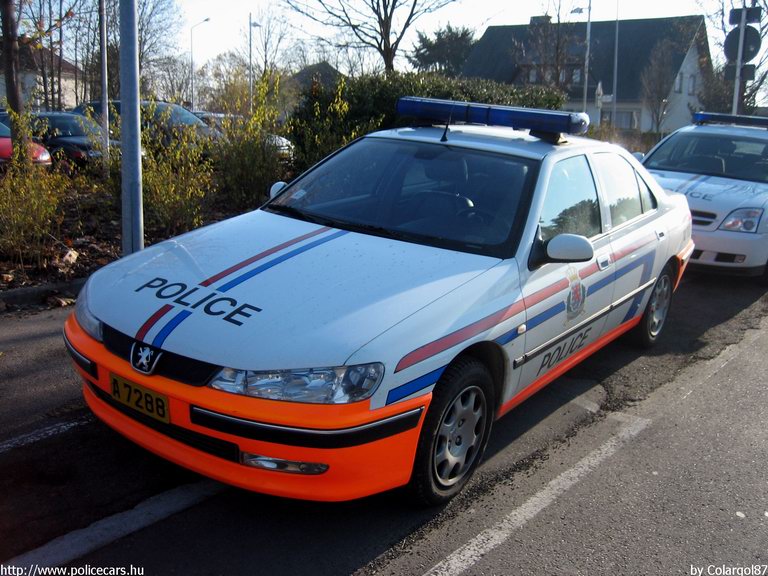 Peugeot, fotó: Colargol87
Keywords: luxemburg rendőr rendőrautó rendőrség 