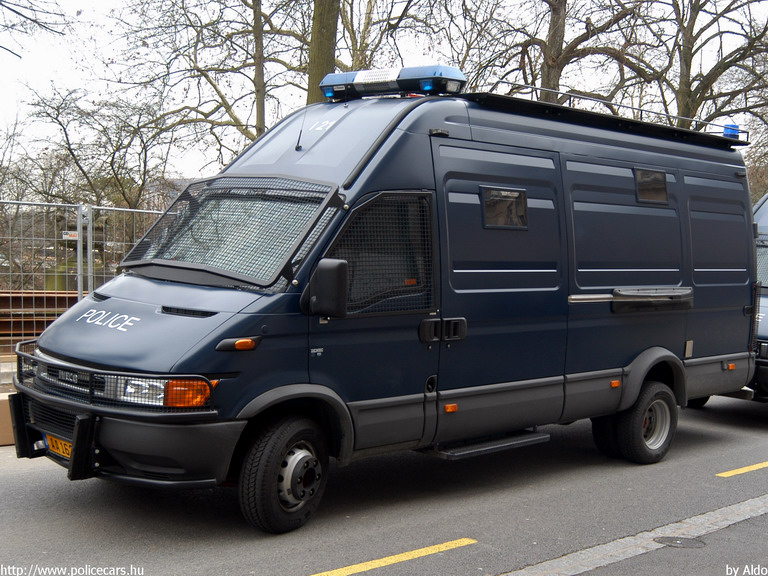Iveco Daily,  fotó: Aldo
Keywords: luxemburg rendőr rendőrautó rendőrség 