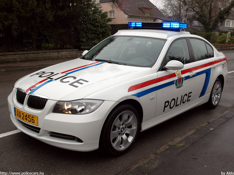 BMW 3, fotó: Aldo
Keywords: rendőrség rendőrautó rendőr luxemburg luxemburgi