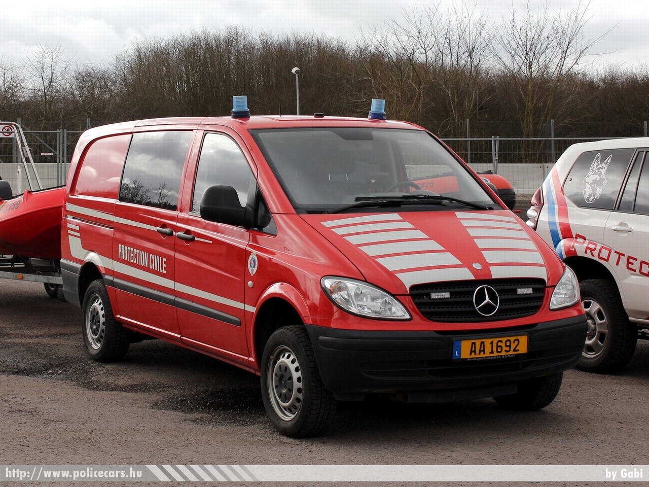 Mercedes Vito, fotó: Gabi
Keywords: luxemburg tûzoltó tûzoltóautó tûzoltóság fire firetruck luxembourg