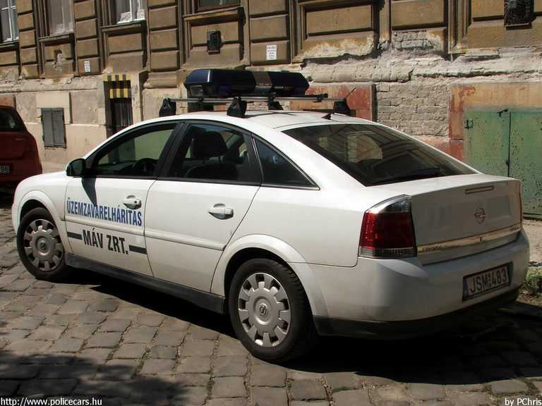 Opel Vectra, Magyar Államvasutak Zrt., fotó: PChris
Keywords: MÁV JSM-483
