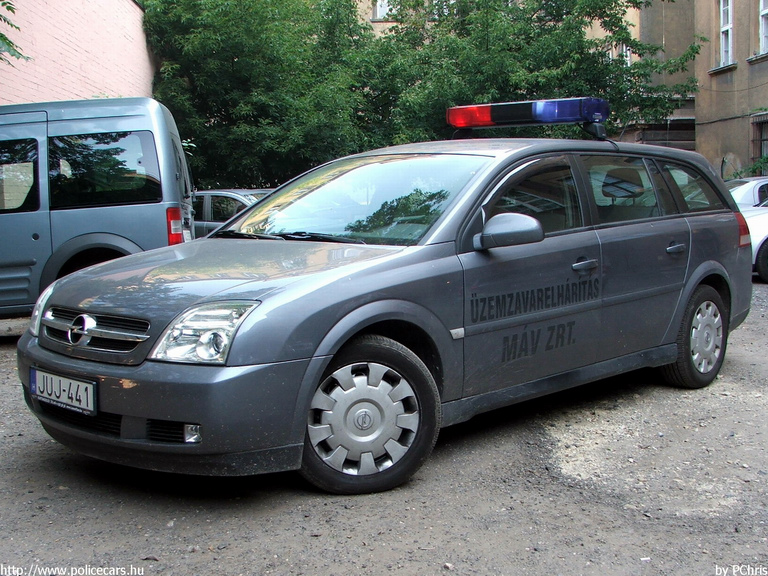 Opel Vectra, Magyar Államvasutak Zrt., fotó: PChris
Keywords: MÁV JUJ-441