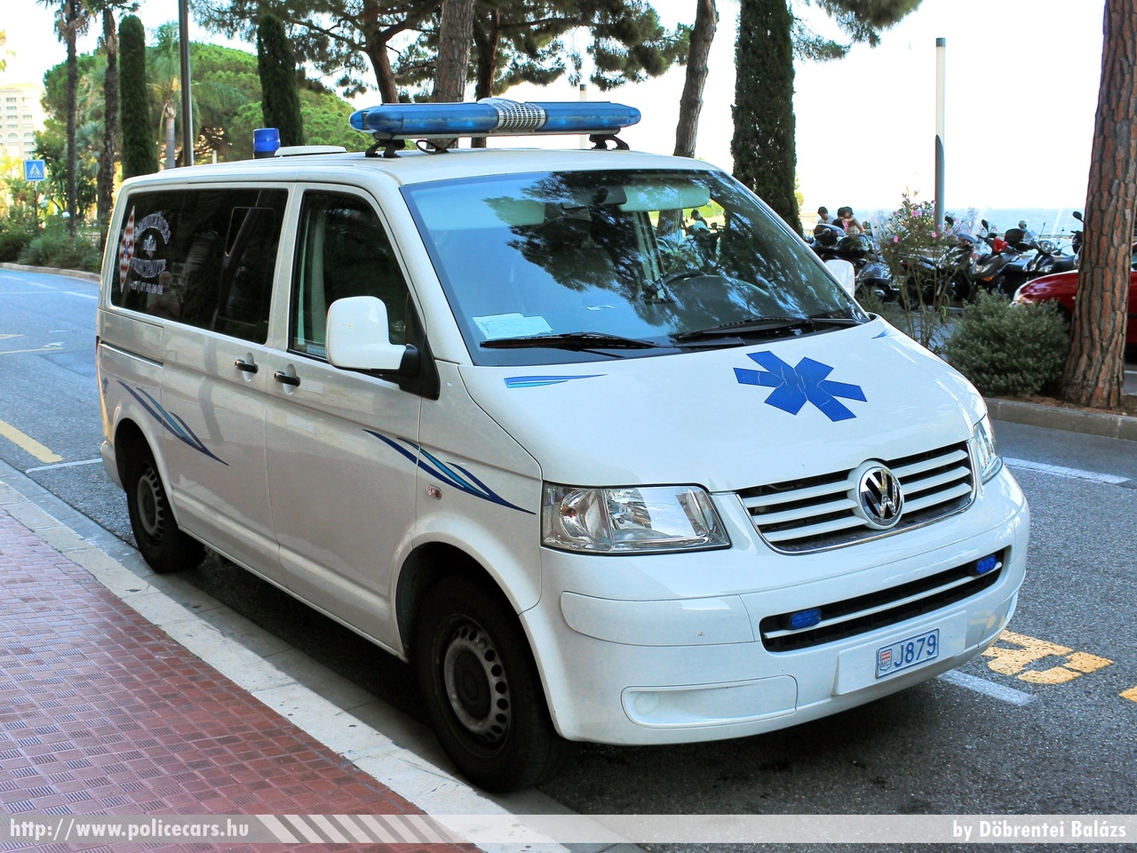 Volkswagen Transporter T5, fotó: Döbrentei Balázs
Keywords: Monaco monacoi mentő mentőautó ambulance