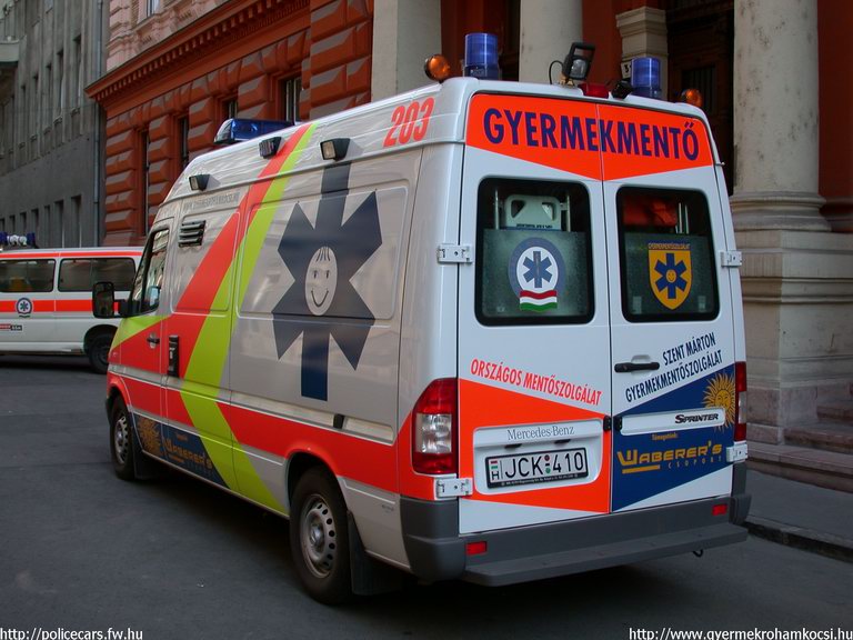 Mercedes-Benz Sprinter 316 CDI, Budapest, Szent Márton Gyermekmentõszolgálat, fotó: Babakocsi
Keywords: mentő magyar Magyarország mentőautó JCK-410