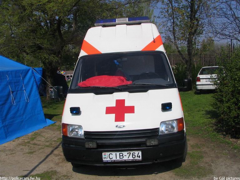 Ford Transit, fotó: Gál pictures

Keywords: mentő magyar magyarország mentőautó CIB-764
