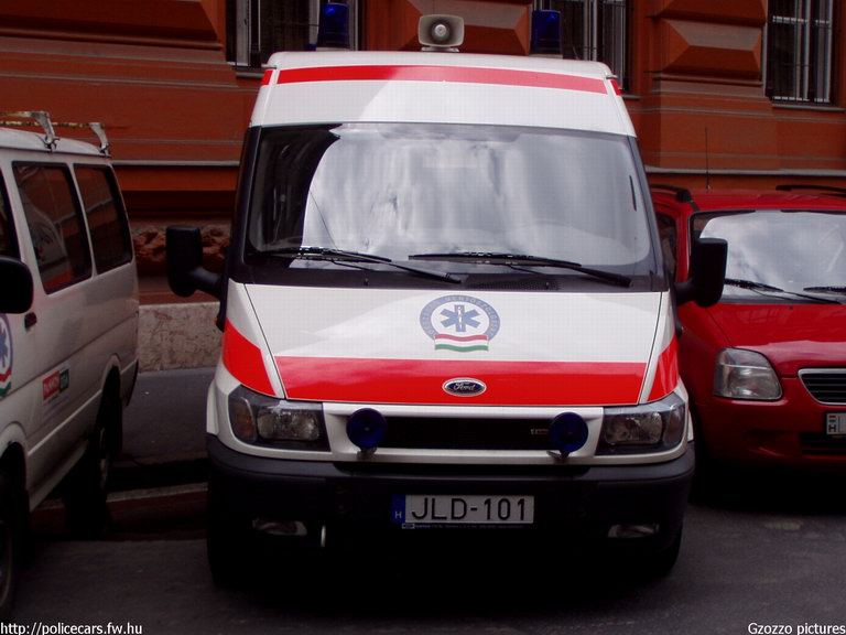 Ford Transit, Budapest, Országos Mentõszolgálat, fotó: Gzozzo pictures 
Keywords: OMSZ mentő magyar magyarország mentőautó JLD-101