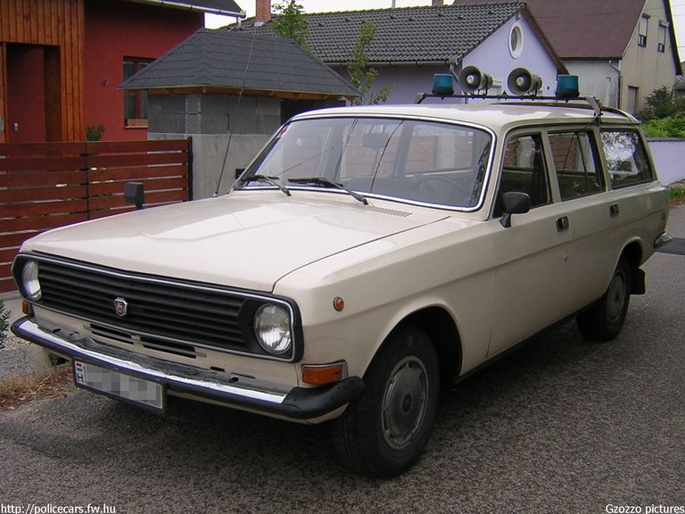 Volga GAZ M24, Tárnok, orvosi ügyelet, fotó: Gzozzo pictures
Keywords: mentő magyar Magyarország mentőautó