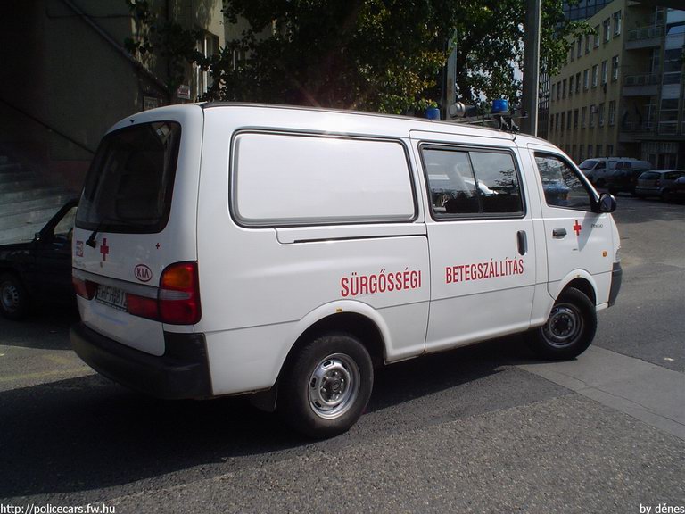 Kia Pregio, Budapest, fotó: dénes
Keywords: mentő magyar Magyarország mentőautó HFH-812