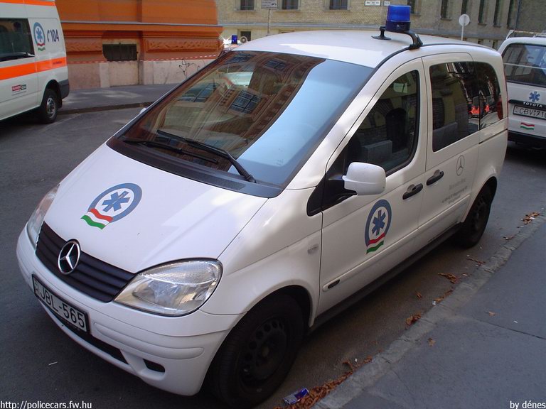 Mercedes-Benz Vaneo, Budapest, Országos Mentõszolgálat, fotó: dénes
Keywords: OMSZ mentő magyar Magyarország mentőautó JBL-565