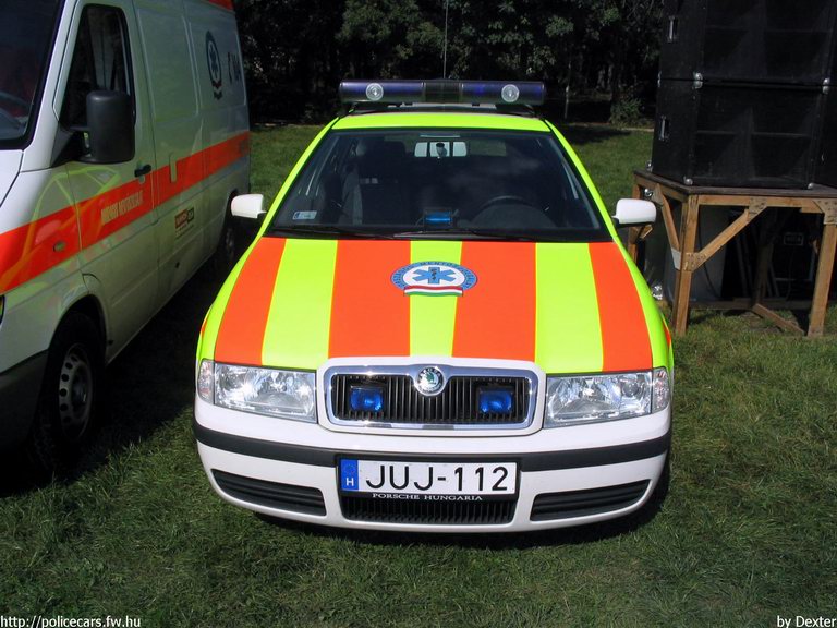 Skoda Octavia, Budapest, MOK, Országos Mentõszolgálat, fotó: Dexter
Keywords: OMSZ mentő magyar Magyarország mentőautó JUJ-112