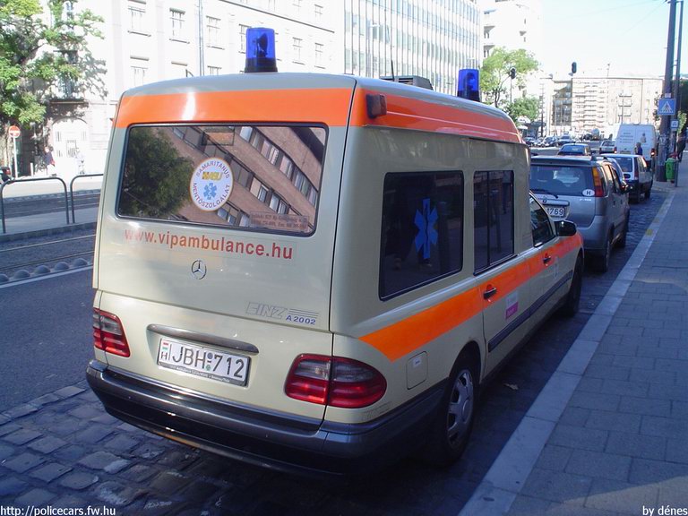 Mercedes-Benz E Binz, Budapest, Samaritanus Mentõszolgálat, fotó: dénes
Keywords: mentő magyar Magyarország mentőautó JBH-712