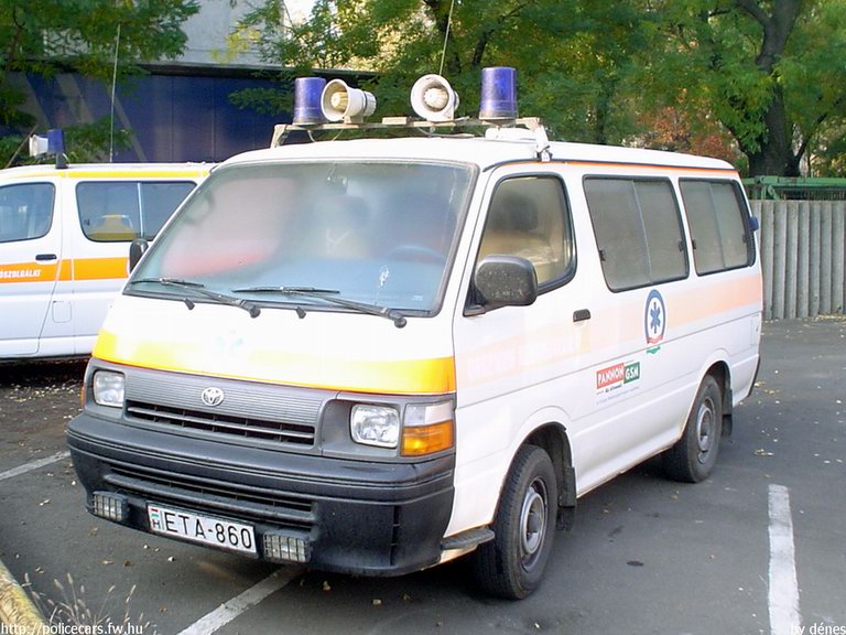 Toyota Hiace, Budapest, Országos Mentõszolgálat, fotó: dénes
Keywords: OMSZ mentő magyar magyarország mentőautó ETA-860