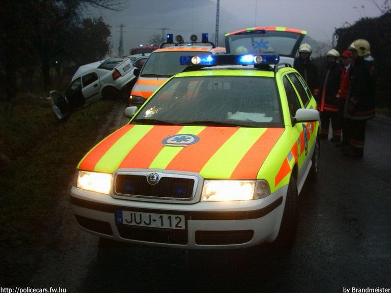 Skoda Octavia, Budapest, MOK, Országos Mentõszolgálat, fotó: Brandmeister
Keywords: OMSZ mentő magyar Magyarország mentőautó JUJ-112