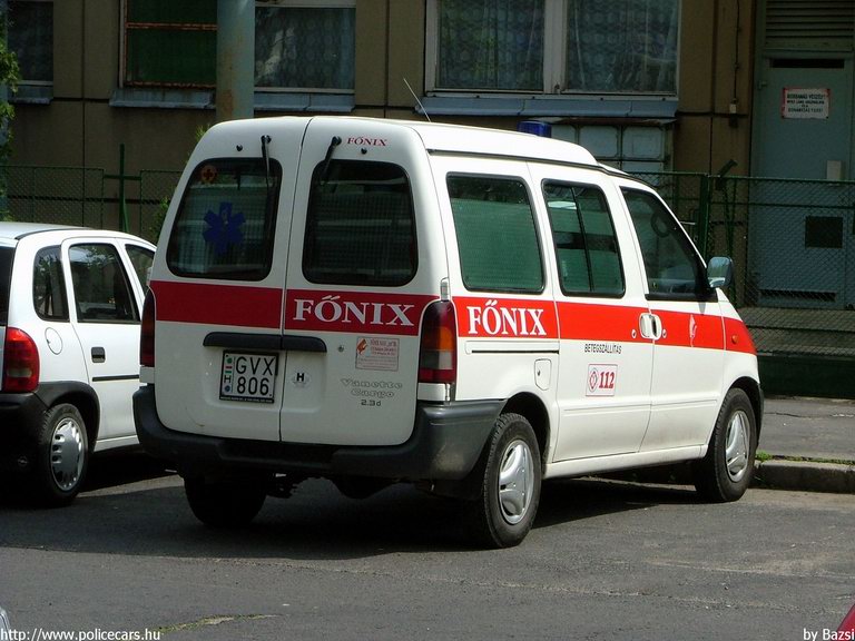 Nissan Vanette Cargo 2.3d, Debrecen, Fõnix S.O.S. Zrt., fotó: Bazsi
Keywords: mentő magyar Magyarország mentőautó GVX-806