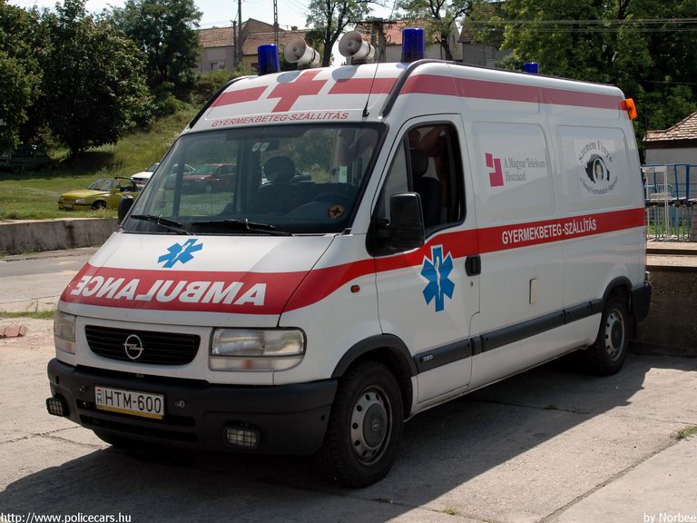 Opel Movano, Pécs, Szemem Fénye Alapítvány, fotó: Norbee
Keywords: mentő magyar Magyarország mentőautó HTM-600