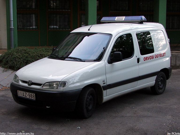 Peugeot Partner, orvosi ügyelet, Dunakeszi, fotó: PChris
Keywords: mentő magyar Magyarország mentőautó IAZ-988