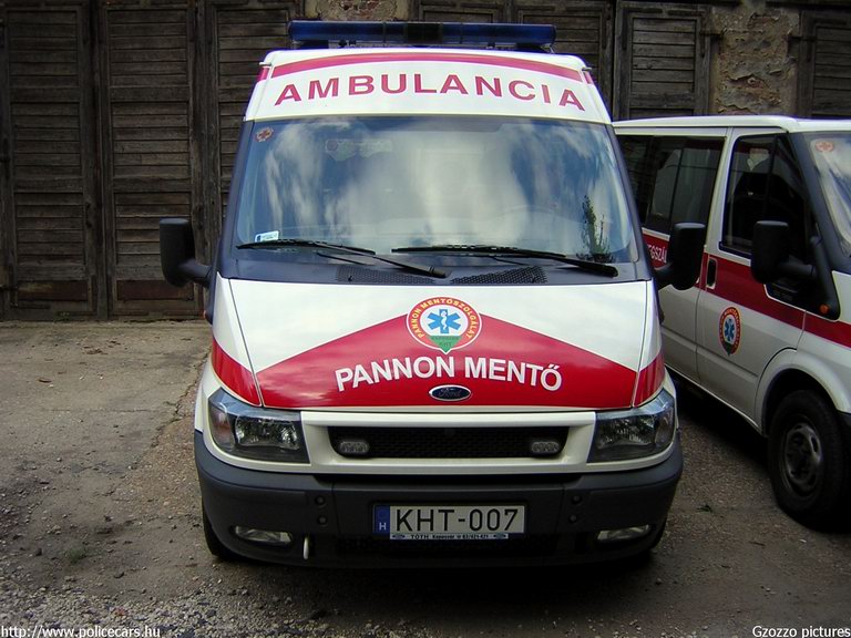 Ford Transit, Kaposvár, Pannon Mentõ Kht., fotó: Gzozzo pictures
Keywords: mentő magyar Magyarország mentőautó KHT-007