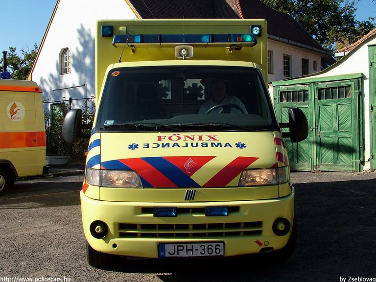 Fiat Ducato Maxi, MICU, Fõnix S.O.S. Zrt., fotó: Zseblovag
Keywords: mentő magyar Magyarország mentőautó JPH-366