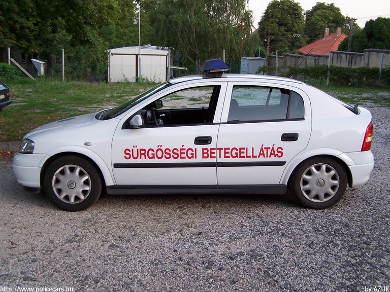 Opel Astra G, Pécs, PTE, fotó: AZUK
Keywords: mentő magyar Magyarország mentőautó ICP-302