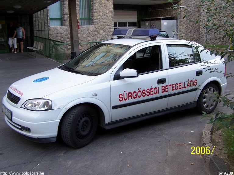 Opel Astra G, Pécs, PTE, fotó: AZUK
Keywords: mentő magyar Magyarország mentőautó ICP-302