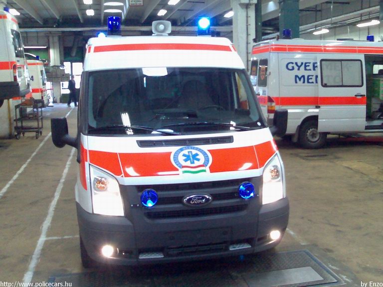 Ford Transit, Országos Mentõszolgálat, fotó: Enzo
Keywords: OMSZ mentő magyar magyarország mentőautó