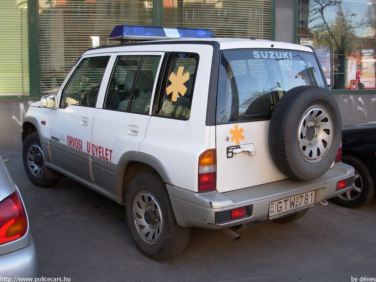 Suzuki Vitara, Budapest, orvosi ügyelet, fotó: dénes
Keywords: mentő magyar Magyarország mentőautó GTW-781