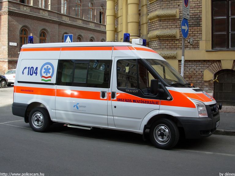 Ford Transit, Országos Mentõszolgálat, fotó: dénes
Keywords: OMSZ mentő magyar magyarország mentőautó MA01-48