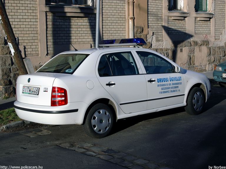 Skoda Fabia, Budapest Fõváros XV. kerületi Önkormányzat Egészségügyi Intézménye, orvosi ügyelet, fotó: Norbee
Keywords: mentő magyar Magyarország mentőautó ITW-446