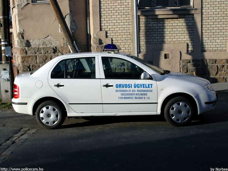 Skoda Fabia, Budapest Fõváros XV. kerületi Önkormányzat Egészségügyi Intézménye, orvosi ügyelet, fotó: Norbee
Keywords: mentő magyar Magyarország mentőautó ITW-446