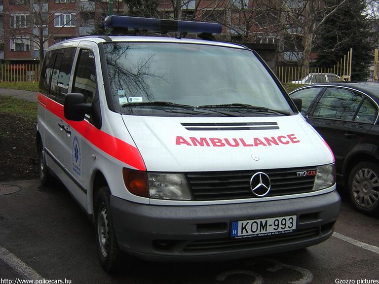 Mercedes-Benz Vito 110 CDI, Dunaújváros, Magyari Betegszállító és Szolgáltató Kft., fotó: Gzozzo pictures
Keywords: mentő magyar Magyarország mentőautó KOM-993