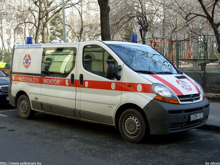 Opel Vivaro, vízimentõk, fotó: dénes
Keywords: mentő magyar magyarország mentőautó