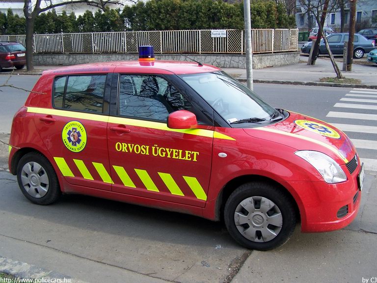 Suzuki Swift, Budapest, orvosi ügyelet, International Ambulance, fotó: CJ
Keywords: mentő magyar Magyarország mentőautó KEZ-290