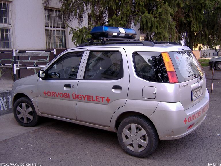 Suzuki Ignis, orvosi ügyelet, fotó: Erika
Keywords: mentő magyar Magyarország mentőautó KEM-397