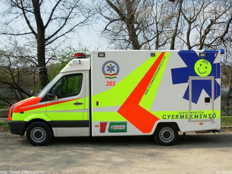 Volkswagen Crafter, Budapest, Szent Márton Gyermekmentõ Szolgálat, fotó: dénes
Keywords: mentő magyar Magyarország mentőautó MA02-03