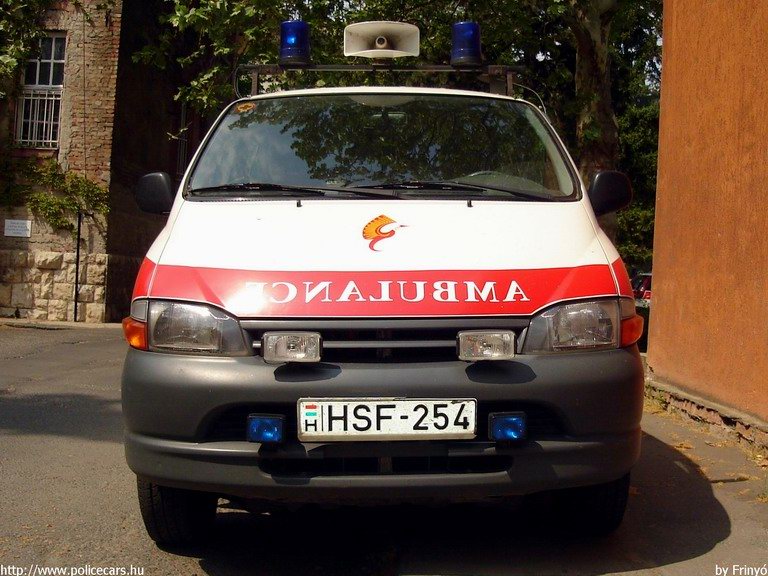 Toyota Hiace, Budapest, Fõnix S.O.S. Zrt., fotó: Frinyó
Keywords: mentő magyar magyarország mentőautó HSF-254