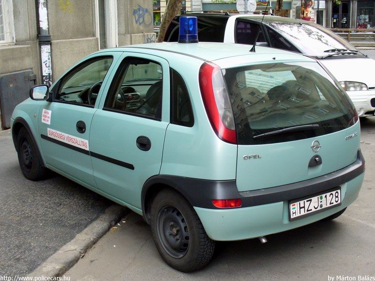Opel Corsa, Budapest, ÁNTSZ Közép-Magyarországi Regionális Intézete, vérszállítás, fotó: Márton Balázs
Keywords: mentő magyar Magyarország mentőautó HZJ-128