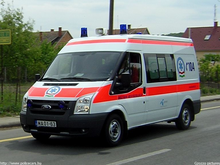 Ford Transit, Simontornya, Országos Mentõszolgálat, fotó: Gzozzo pictures
Keywords: OMSZ mentő magyar magyarország mentőautó MA01-63