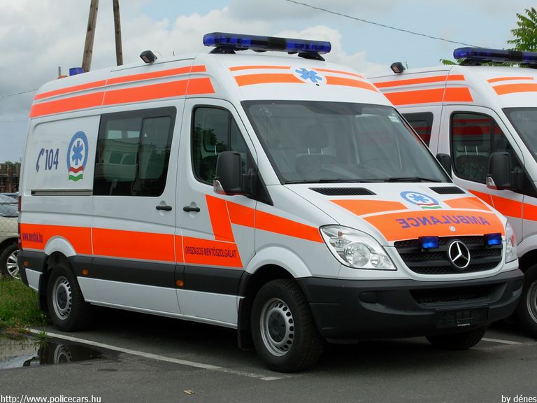 Mercedes Sprinter II 313 CDI, Országos Mentõszolgálat, fotó: dénes
Keywords: OMSZ mentő magyar magyarország mentőautó