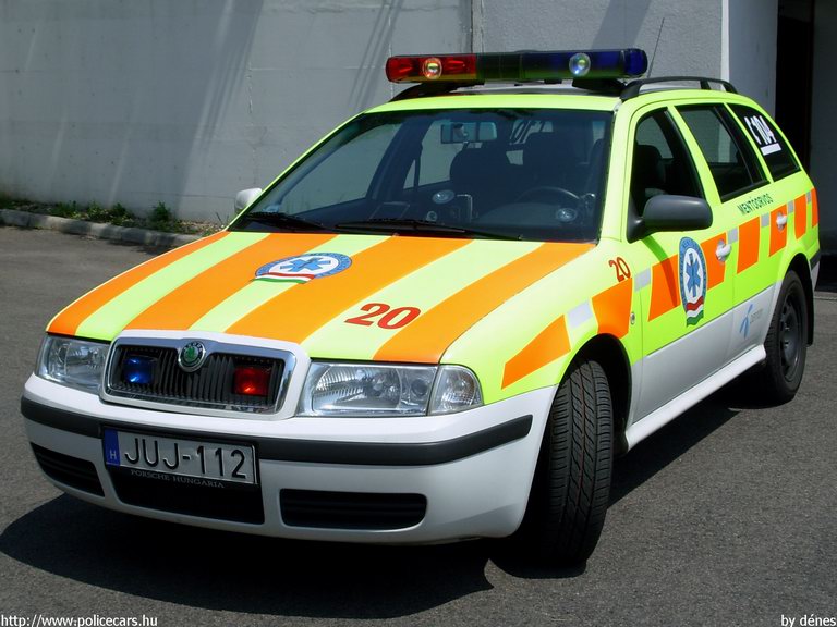 Skoda Octavia, Budapest, Országos Mentõszogálat, MOK, fotó: dénes
Keywords: OMSZ mentő magyar Magyarország mentőautó JUJ-112