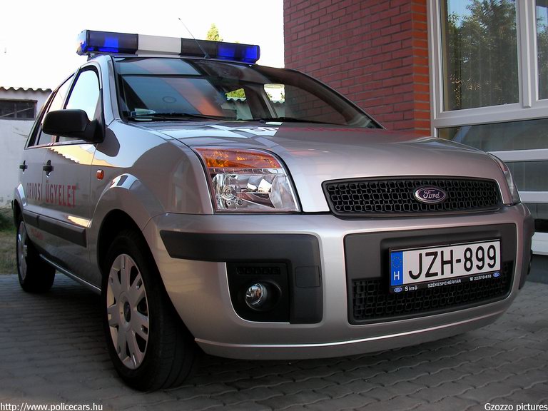Ford Fusion, Polgárdi, orvosi ügyelet, fotó: Gzozzo pictures
Keywords: mentő magyar Magyarország mentőautó JZH-899