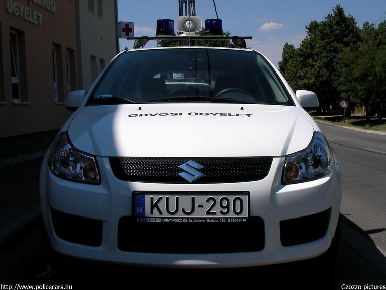 Suzuki SX4, Székesfehérvár, orvosi ügyelet, fotó: Gzozzo pictures
Keywords: mentő magyar Magyarország mentőautó KUJ-290