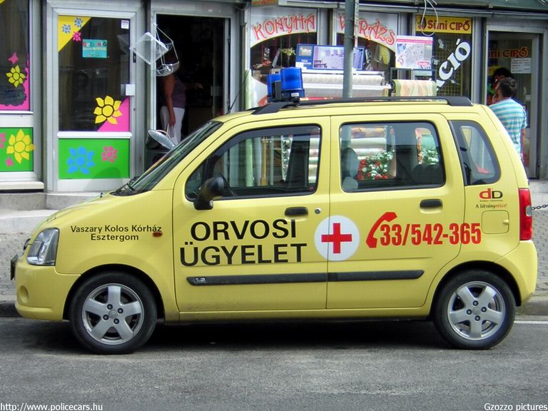 Suzuki Wagon-R+, Esztergom, orvosi ügyelet, Vaszary Kolos Kórház, fotó: Gzozzo pictures
Keywords: mentő magyar Magyarország mentőautó JAA-009