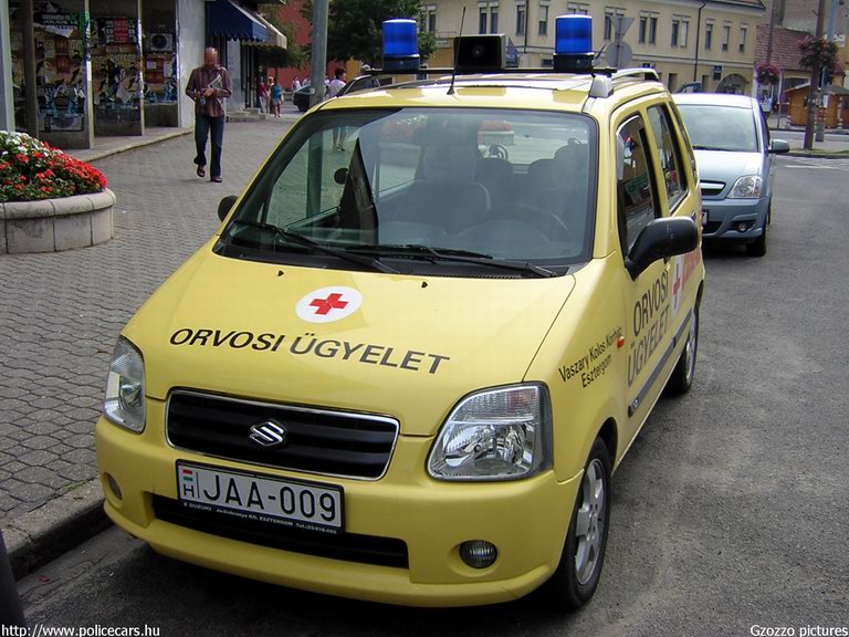 Suzuki Wagon-R+, Esztergom, orvosi ügyelet, Vaszary Kolos Kórház, fotó: Gzozzo pictures
Keywords: mentő magyar Magyarország mentőautó JAA-009