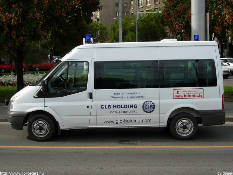 Ford Transit, Budapest, Heim Pál Gyermekkórház, sürgõsségi vérszállítás és betegszállítás, fotó: dénes
Keywords: mentő magyar Magyarország mentőautó KRN-047