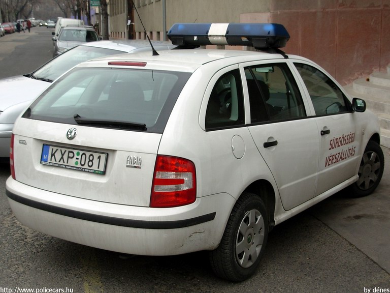Skoda Fabia, Gottsegen György Országos Kardiológiai Intézet, Budapest, vérszállítás, fotó: dénes
Keywords: mentő magyar Magyarország mentőautó KXP-081